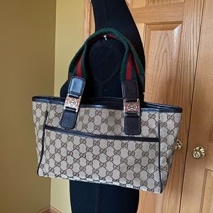 💯% authentic Gucci tote.